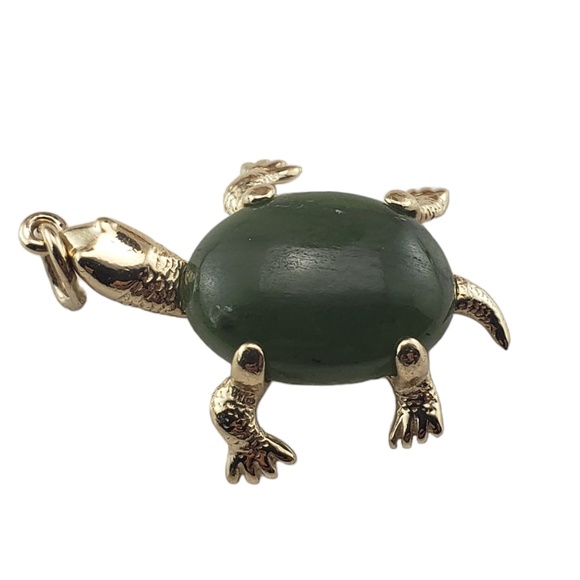 Vintage 14 Karat Yellow Gold and Jade Turtle Charm #16029